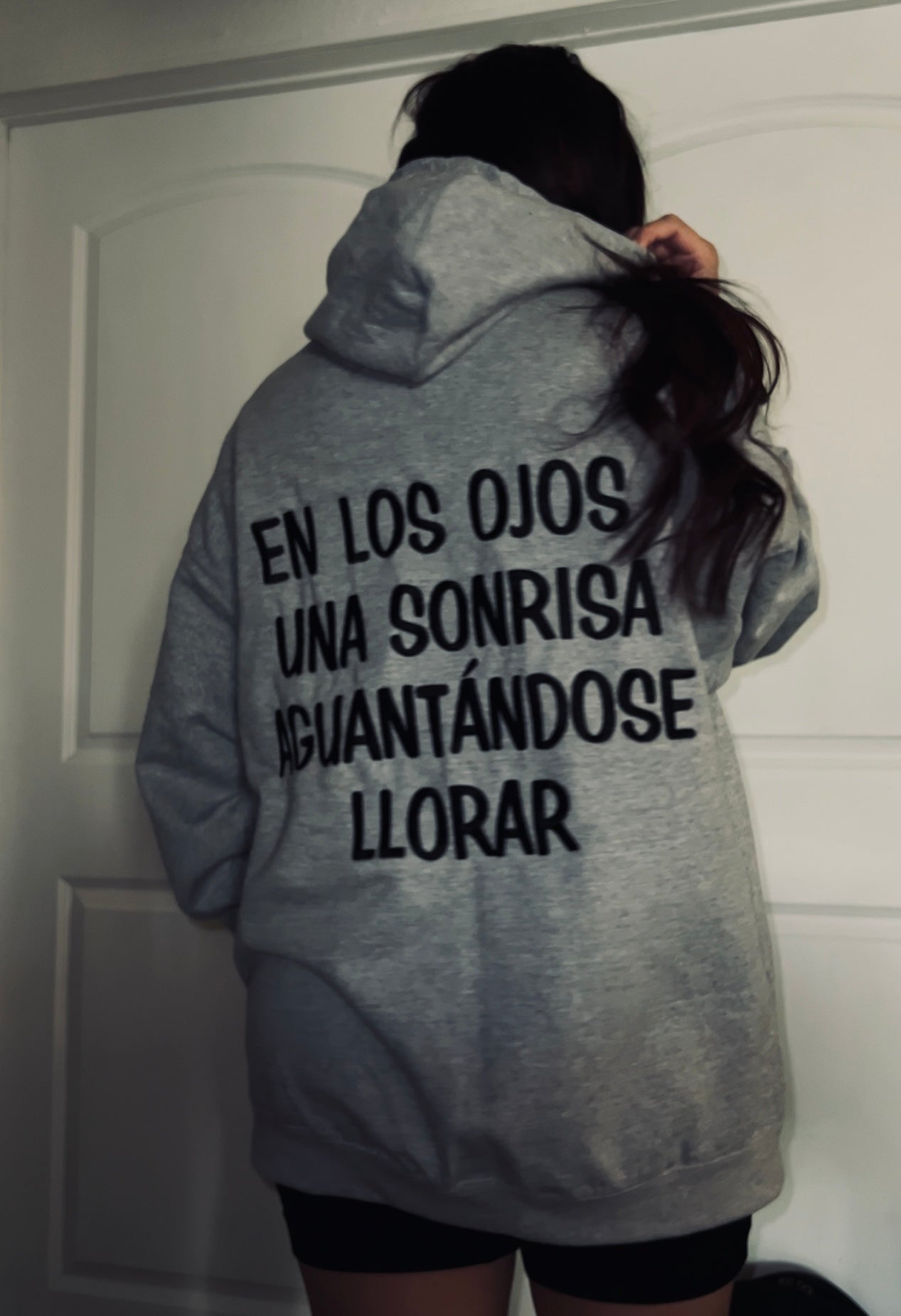 Una sonrisa hoodie 🖤