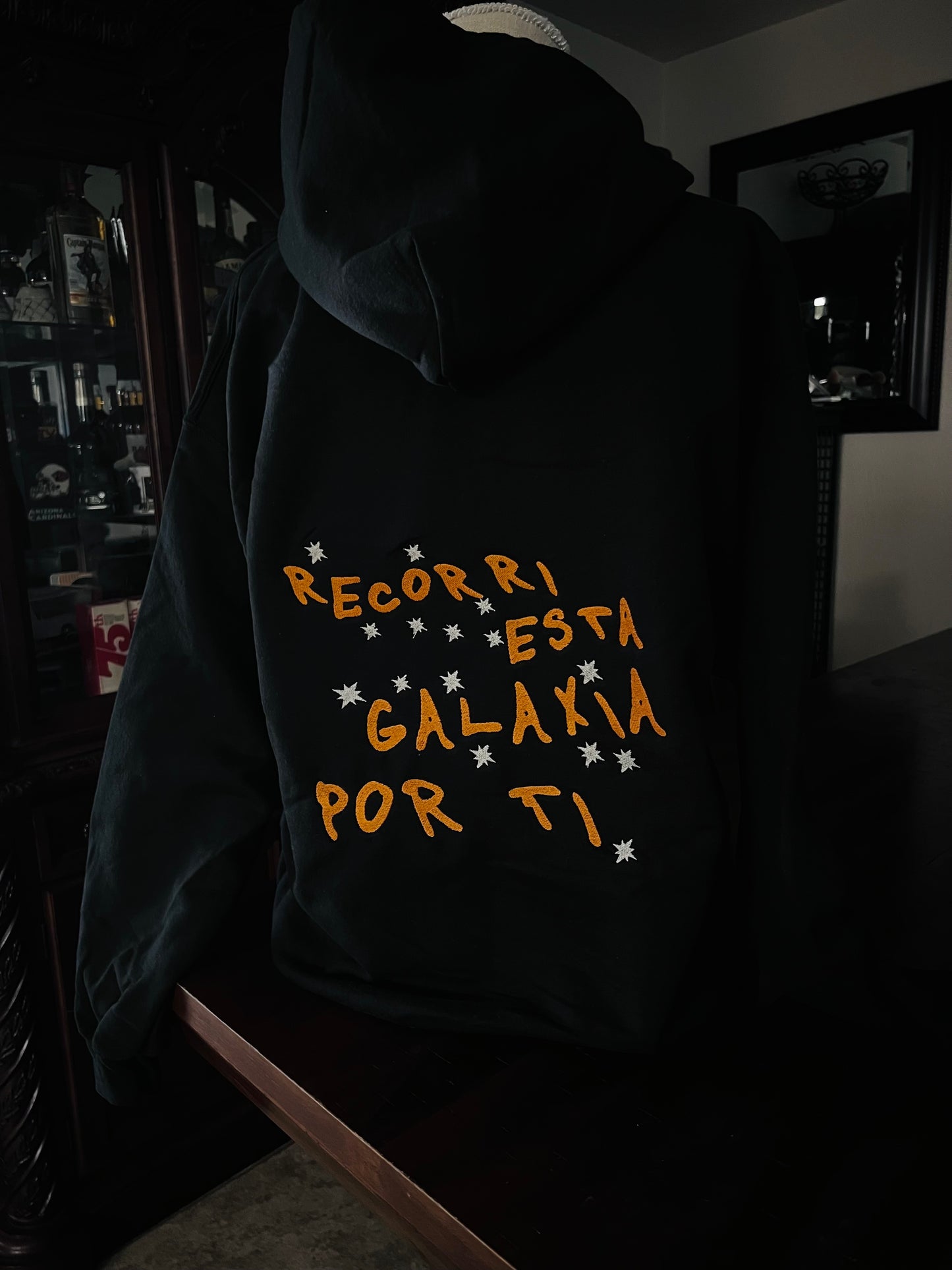 Dónde estás hoodie🖤🚀