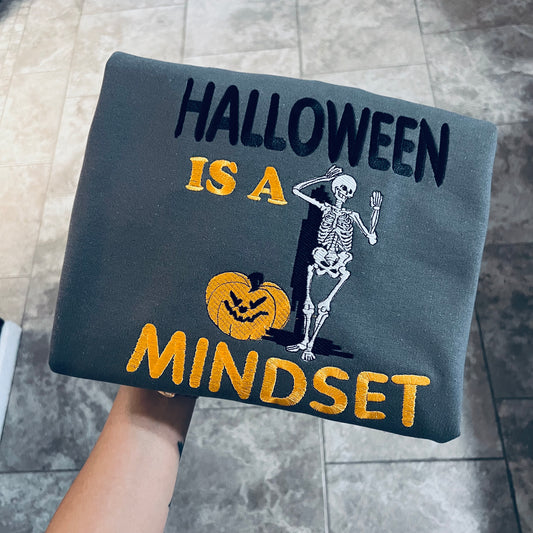 Halloween Mindset crewneck 🎃