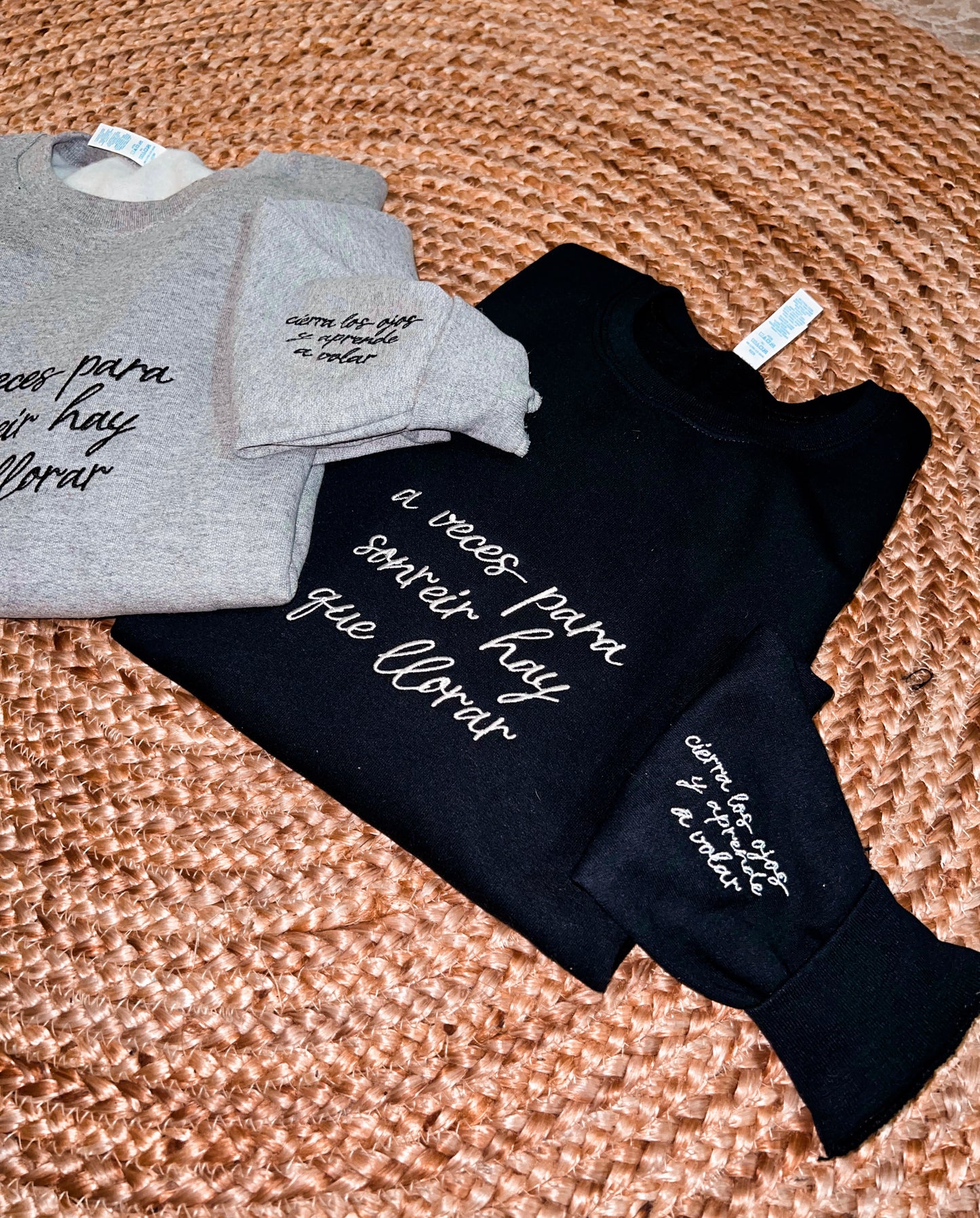 Sonreír crewneck